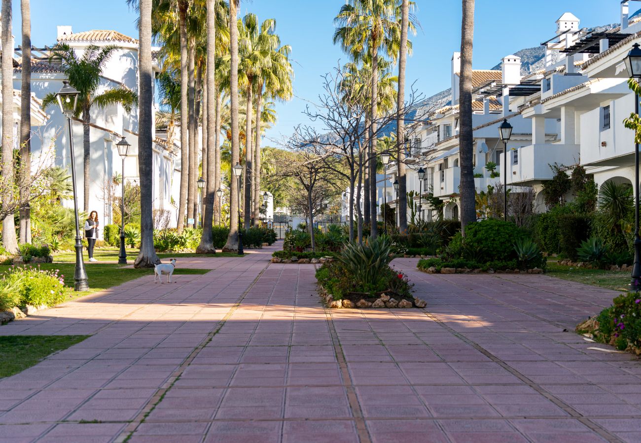 Apartamento en Marbella - Los Naranjos 8, planta baja cerca de Puerto Banus